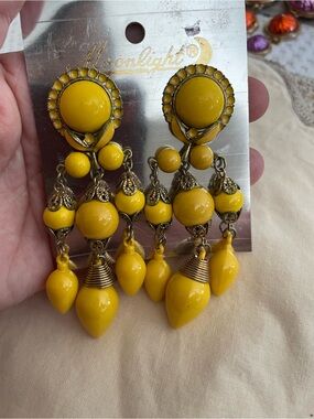 Vintage 80’s chunky colorful statement Earrings